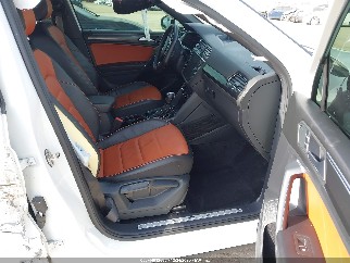 2020 Volkswagen Tiguan, VIN 3VV4B7AX4LM178786. Фото 5 з 6 з аукціону IAAI. Каталог авто зі США OpenDataCar.