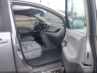 2015 Toyota Sienna, VIN 5TDDK3DC3FS105803. Фото 5 з 6 з аукціону IAAI. Каталог авто зі США OpenDataCar.