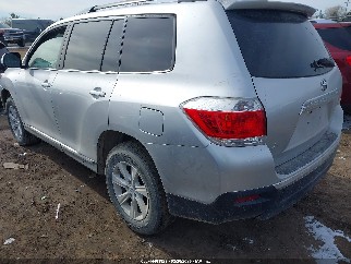 2012 Toyota Highlander, VIN 5TDBK3EH6CS138601. Фото 3 з 6 з аукціону IAAI. Каталог авто зі США OpenDataCar.