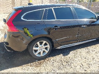 2015 Volvo V60, VIN YV126MEB7F1187940. Фото 6 из 6 с аукциона IAAI. Каталог авто из США OpenDataCar.