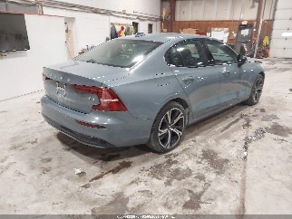 2024 Volvo S60, VIN 7JRL12FL8RG303217. Фото 4 з 6 з аукціону IAAI. Каталог авто зі США OpenDataCar.