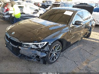 2021 Bmw 3 Series, VIN 3MW5R1J0XM8C03065. Фото 2 з 6 з аукціону IAAI. Каталог авто зі США OpenDataCar.