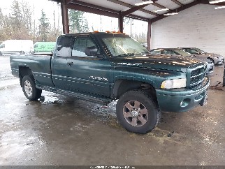 2001 Dodge Ram 2500, VIN 1B7KF23W11J225106. Фото 1 з 6 з аукціону IAAI. Каталог авто зі США OpenDataCar.