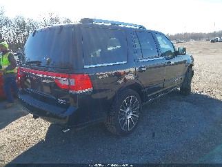 2015 Lincoln Navigator, VIN 5LMJJ2JTXFEJ12265. Zdjęcie 4 z 6 z aukcji IAAI. Katalog aut z USA OpenDataCar.
