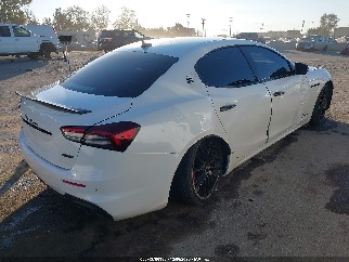 2021 Maserati Ghibli, VIN ZAM57YSS6M1371982. Фото 4 з 6 з аукціону IAAI. Каталог авто зі США OpenDataCar.