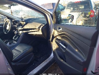 2015 Ford Escape, VIN 1FMCU9G90FUC45551. Фото 5 з 6 з аукціону IAAI. Каталог авто зі США OpenDataCar.