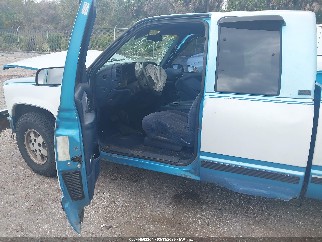 1995 Chevrolet GMT, VIN 2GCEC19K5S1209670. Photo 5 of 6 from IAAI auction. OpenDataCar US salvage catalog.