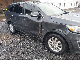 2017 Kia Sorento, VIN 5XYPG4A5XHG319150. Фото 6 з 6 з аукціону IAAI. Каталог авто зі США OpenDataCar.