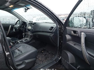 2013 Toyota Highlander, VIN 5TDBK3EH2DS231858. Фото 5 з 6 з аукціону IAAI. Каталог авто зі США OpenDataCar.