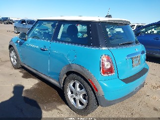 2008 Mini Cooper, VIN WMWMF33548TT61425. Фото 3 з 6 з аукціону IAAI. Каталог авто зі США OpenDataCar.