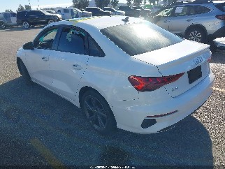 2024 Audi A3, VIN WAUAUDGY2RA054657. Фото 3 из 6 с аукциона IAAI. Каталог авто из США OpenDataCar.