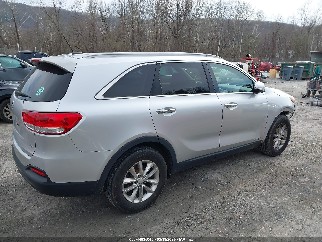 2016 Kia Sorento, VIN 5XYPGDA53GG169719. Фото 4 з 6 з аукціону IAAI. Каталог авто зі США OpenDataCar.