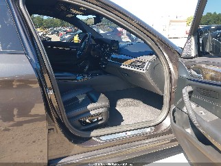 2017 Bmw 5 Series, VIN WBAJA7C35HG457970. Фото 5 з 6 з аукціону IAAI. Каталог авто зі США OpenDataCar.