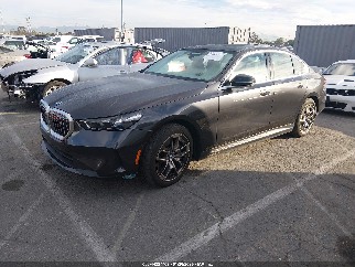 2024 Bmw i5, VIN WBY33FK08RCR92614. Фото 2 из 6 с аукциона IAAI. Каталог авто из США OpenDataCar.