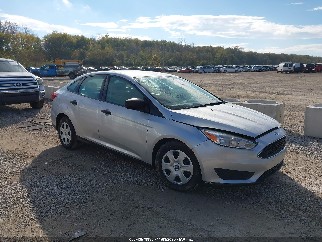 2017 Ford Focus, VIN 1FADP3E21HL337883. Photo 1 of 6 from IAAI auction. OpenDataCar US salvage catalog.
