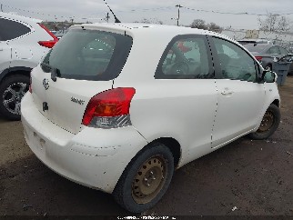 2010 Toyota Yaris, VIN JTDJT4K36A5304366. Фото 4 з 6 з аукціону IAAI. Каталог авто зі США OpenDataCar.