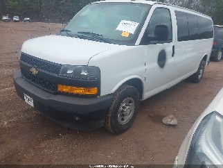 2018 Chevrolet Express 3500, VIN 1GAZGNFPXJ1211165. Фото 2 з 6 з аукціону IAAI. Каталог авто зі США OpenDataCar.