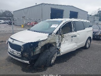2015 Kia Sedona, VIN KNDMC5C1XF6060190. Zdjęcie 2 z 6 z aukcji IAAI. Katalog aut z USA OpenDataCar.