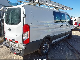 2019 Ford Transit-150, VIN 1FTYE1ZM3KKA91322. Фото 4 из 6 с аукциона IAAI. Каталог авто из США OpenDataCar.