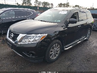 2016 Nissan Pathfinder, VIN 5N1AR2MMXGC645889. Фото 2 з 6 з аукціону IAAI. Каталог авто зі США OpenDataCar.