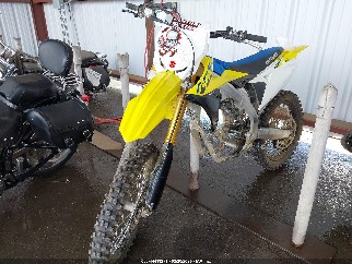 2025 Suzuki RM-Z250, VIN JS1EC11CXS7100073. Фото 2 з 6 з аукціону IAAI. Каталог авто зі США OpenDataCar.