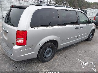 2008 Chrysler Town & Country, VIN 2A8HR44H38R683015. Zdjęcie 4 z 6 z aukcji IAAI. Katalog aut z USA OpenDataCar.