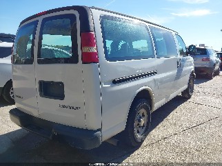 2004 Chevrolet Express 2500, VIN 1GCEG15X841195617. Фото 4 з 6 з аукціону IAAI. Каталог авто зі США OpenDataCar.