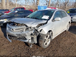 2011 Toyota Corolla, VIN 2T1BU4EE6BC607361. Фото 2 з 6 з аукціону IAAI. Каталог авто зі США OpenDataCar.