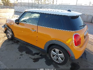 2015 Mini Hardtop, VIN WMWXM5C57F3A56970. Фото 3 з 6 з аукціону IAAI. Каталог авто зі США OpenDataCar.