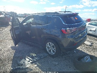 2024 Jeep Compass, VIN 3C4NJDBN9RT132547. Фото 3 з 6 з аукціону IAAI. Каталог авто зі США OpenDataCar.
