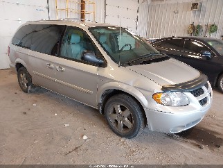 2004 Dodge Grand Caravan, VIN 2D4GP44L24R584034. Zdjęcie 1 z 6 z aukcji IAAI. Katalog aut z USA OpenDataCar.