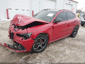 2022 Alfa romeo Stelvio, VIN ZASPAKBN4N7D24896. Фото 2 з 6 з аукціону IAAI. Каталог авто зі США OpenDataCar.