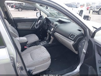 2016 Subaru Forester, VIN JF2SJADC8GH414527. Фото 5 з 6 з аукціону IAAI. Каталог авто зі США OpenDataCar.