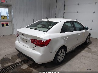 2012 Kia Forte, VIN KNAFU4A24C5481459. Фото 4 з 6 з аукціону IAAI. Каталог авто зі США OpenDataCar.
