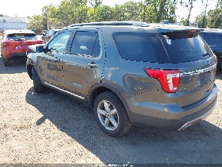 2017 Ford Explorer, VIN 1FM5K8D85HGD33937. Фото 3 з 6 з аукціону IAAI. Каталог авто зі США OpenDataCar.