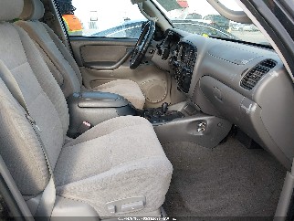 2002 Toyota Sequoia, VIN 5TDBT44A62S136286. Фото 5 з 6 з аукціону IAAI. Каталог авто зі США OpenDataCar.