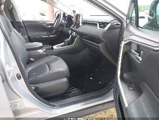 2024 Toyota RAV4, VIN 2T3C1RFV6RC270622. Фото 5 з 6 з аукціону IAAI. Каталог авто зі США OpenDataCar.