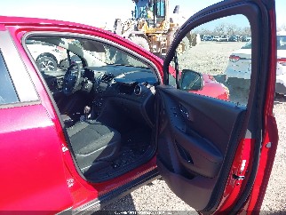 2015 Chevrolet Trax, VIN KL7CJKSBXFB189402. Фото 5 з 6 з аукціону IAAI. Каталог авто зі США OpenDataCar.