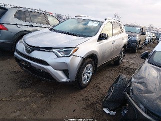 2018 Toyota RAV4, VIN JTMBFREV2JJ224639. Фото 2 з 6 з аукціону IAAI. Каталог авто зі США OpenDataCar.