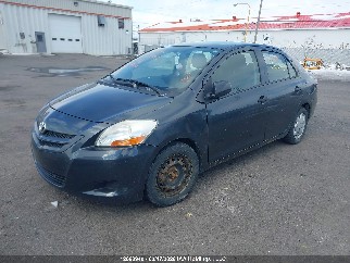 2007 Toyota Yaris, VIN JTDBT923X71137527. Фото 2 з 6 з аукціону IAAI. Каталог авто зі США OpenDataCar.