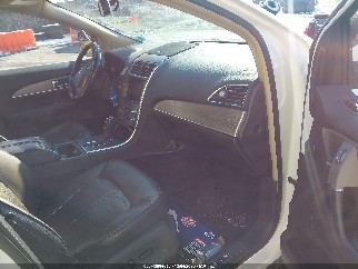 2013 Lincoln MKX, VIN 2LMDJ8JK1DBL08537. Фото 5 з 6 з аукціону IAAI. Каталог авто зі США OpenDataCar.