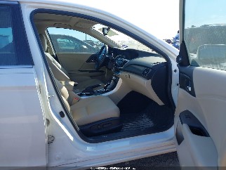 2014 Honda Accord, VIN 1HGCR3F81EA035330. Zdjęcie 5 z 6 z aukcji IAAI. Katalog aut z USA OpenDataCar.