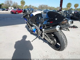 2002 Suzuki GSX1300 R, VIN JS1GW71A522102957. Фото 3 з 6 з аукціону IAAI. Каталог авто зі США OpenDataCar.