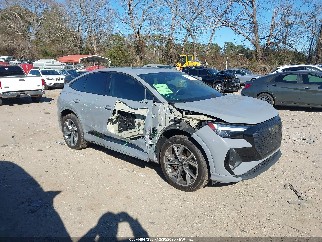 2023 Audi Q4 e-tron Sportback, VIN WA132BFZ6PP026056. Фото 1 из 6 с аукциона IAAI. Каталог авто из США OpenDataCar.