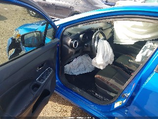 2020 Nissan Versa, VIN 3N1CN8FV8LL882738. Фото 5 з 6 з аукціону IAAI. Каталог авто зі США OpenDataCar.