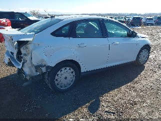 2013 Ford Focus, VIN 1FADP3F23DL340017. Zdjęcie 4 z 6 z aukcji IAAI. Katalog aut z USA OpenDataCar.