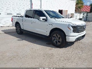 2023 Ford F-150 Lightning, VIN 1FTVW1EL5PWG41505. Фото 1 из 6 с аукциона IAAI. Каталог авто из США OpenDataCar.