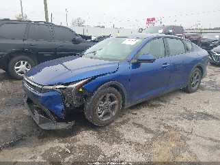 2025 Kia K4, VIN 3KPFT4DE0SE196241. Фото 2 з 6 з аукціону IAAI. Каталог авто зі США OpenDataCar.