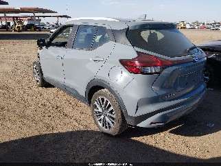2021 Nissan Kicks, VIN 3N1CP5CVXML522529. Фото 3 з 6 з аукціону IAAI. Каталог авто зі США OpenDataCar.