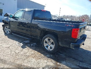 2018 Chevrolet Silverado 1500, VIN 1GCVKPEC7JZ116000. Zdjęcie 3 z 6 z aukcji IAAI. Katalog aut z USA OpenDataCar.